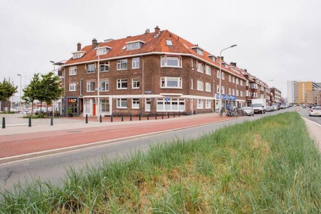 Luxury Apartment Within 30 Meters Of The Harbour Scheveningen Haag Eksteriør bilde